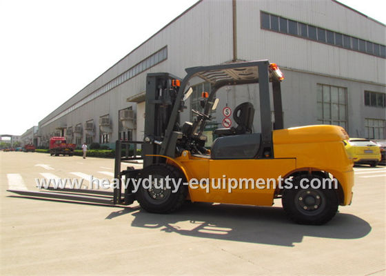 Trung Quốc Sinomtp FD50 Industrial Forklift Truck 5000Kg Rated Load Capacity With ISUZU Diesel Engine nhà cung cấp