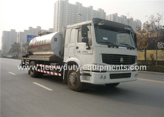 Trung Quốc Truck Mounted Type Liquid Asphalt Tanker With Pump Output 5 Ton / H nhà cung cấp