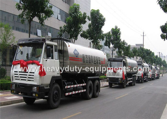 Trung Quốc Intelligent Asphalt Distributor model enhanced with total mass 25 T and spraying adjustable nhà cung cấp