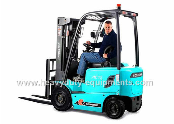 Trung Quốc SINOMTP forklift uses adjustable steering wheel and economical engines nhà cung cấp