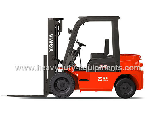 Trung Quốc Diesel Power Type Industrial Forklift Truck Energy Saving With Safety Alarm Light nhà cung cấp