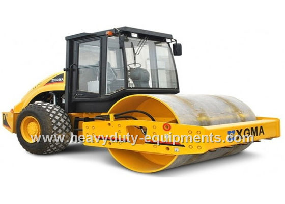 Trung Quốc Hydraulic Vibratory Road Roller XG6201 Adopted the Shanghai D6114 turbocharged diesel engine nhà cung cấp