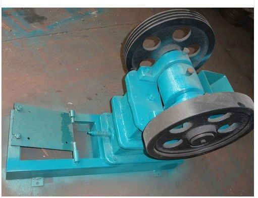Máy nghiền hàm MTP100X150 với công suất 2 tấn / giờ và tỷ lệ giảm lớn cho dự án ở Châu Phi nhà cung cấp