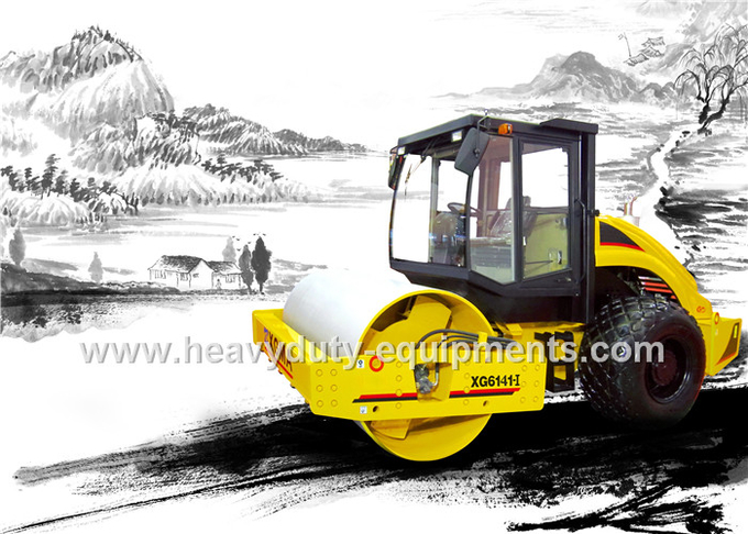 XG6141 Double Drive Hydraulic Vibratory Road Roller Turbocharged Diesel Engine